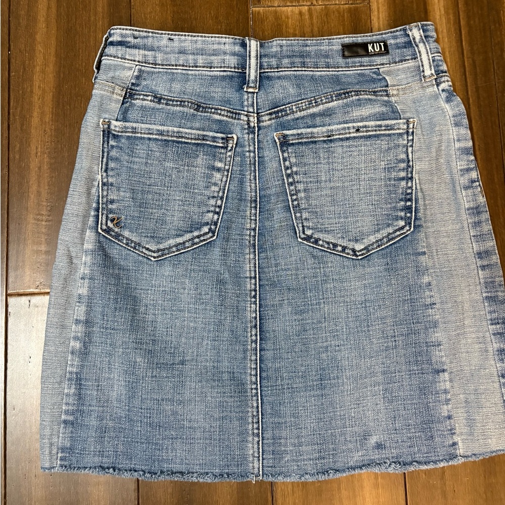 Kut from the Kloth Sz 2 Joey Skirt Blue Denim Two Tone Panel High Waist Short - Picture 7 of 9